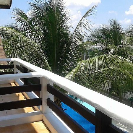 Feliness Resort Manoc-Manoc Exterior photo