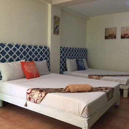 Feliness Resort Manoc-Manoc Exterior photo