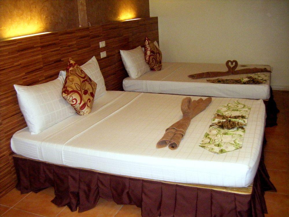 Feliness Resort Manoc-Manoc Exterior photo