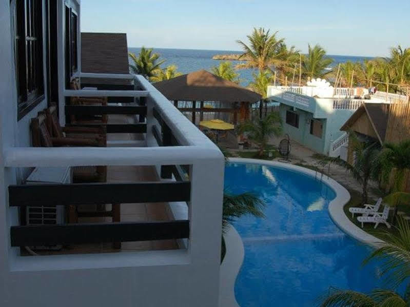 Feliness Resort Manoc-Manoc Exterior photo
