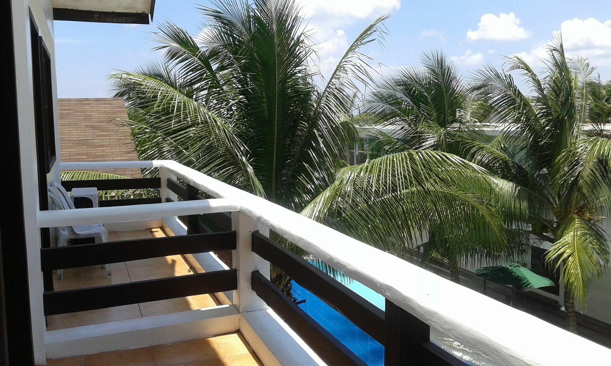 Feliness Resort Manoc-Manoc Exterior photo