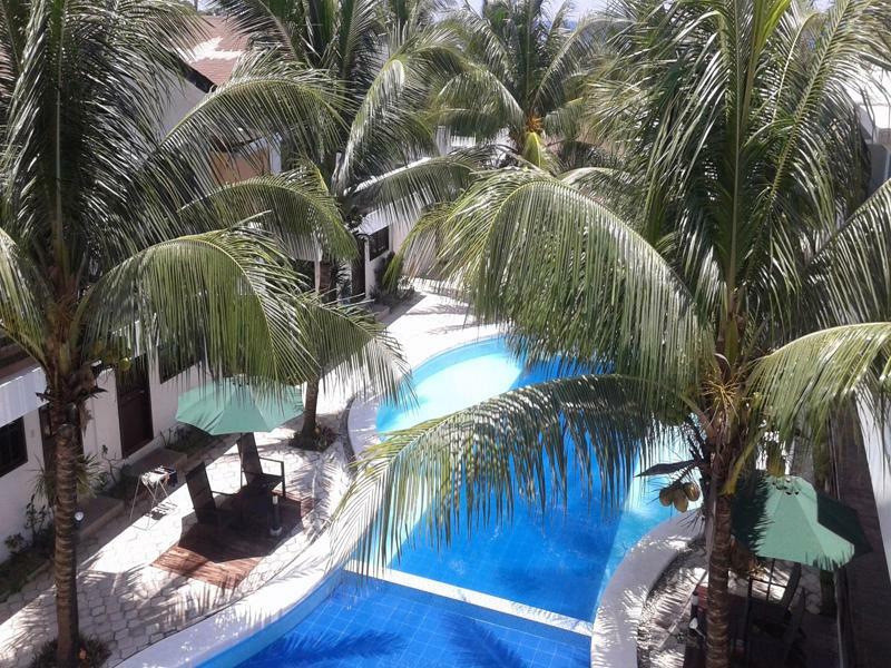 Feliness Resort Manoc-Manoc Exterior photo