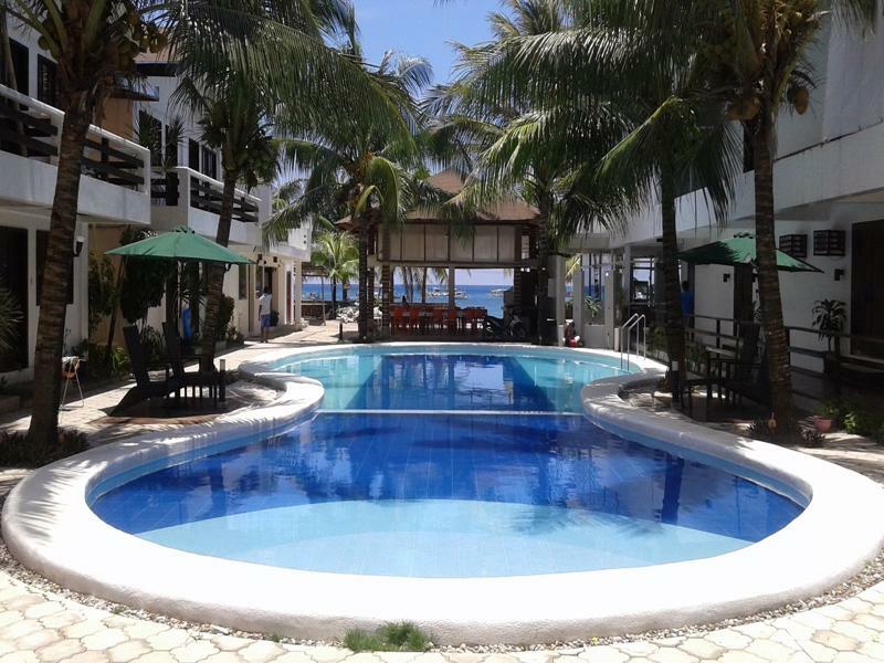 Feliness Resort Manoc-Manoc Exterior photo